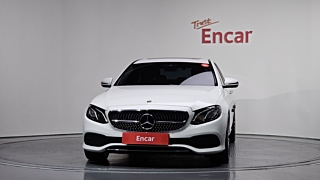 MERCEDES BENZ E-CLASS W213 2018