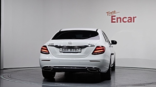 MERCEDES BENZ E-CLASS W213 2018