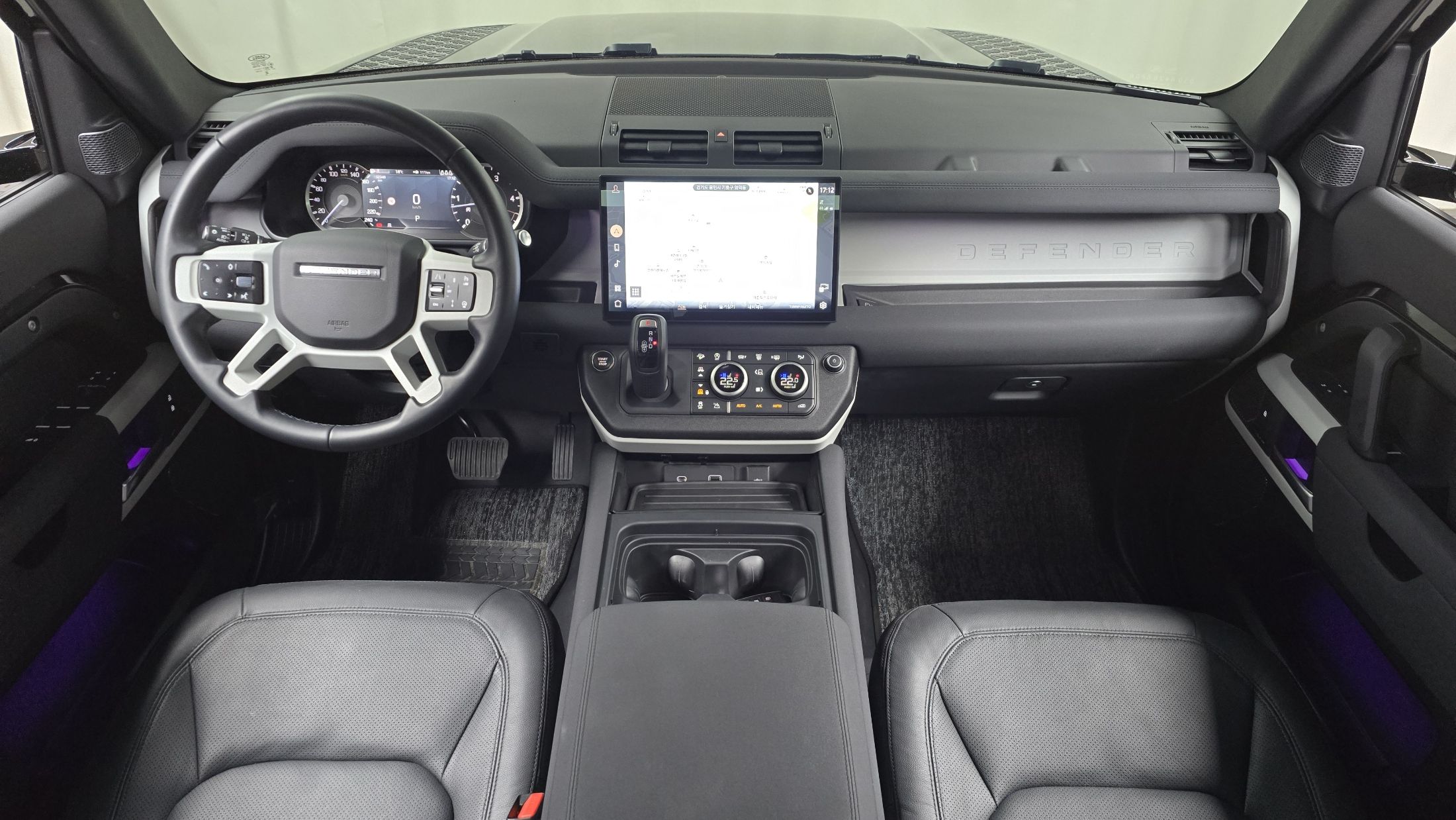 LAND ROVER DEFENDER L663 2023