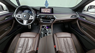 BMW 5-SERIES G30 2019