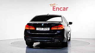 BMW 5-SERIES G30 2017