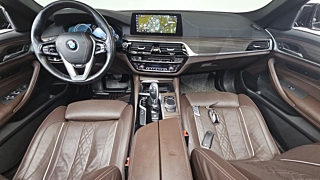 BMW 5-SERIES G30 2017