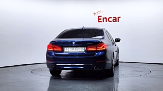 BMW 5-SERIES G30 2020