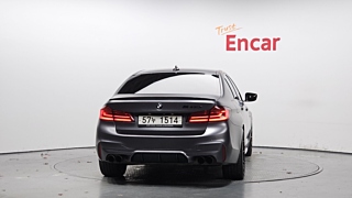 BMW 5-SERIES G30 2017