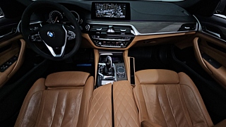 BMW 5-SERIES G30 2017