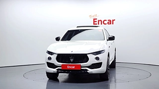 MASERATI LEVANTE 2017