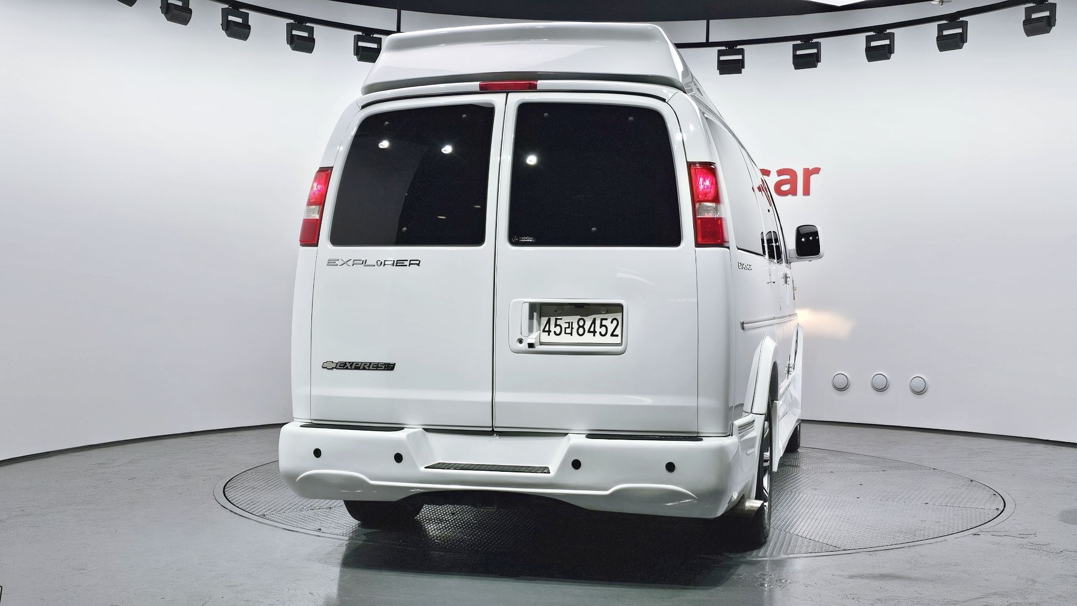 CHEVROLET EXPRESS VAN 2018