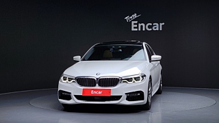 BMW 5-SERIES G30 2017