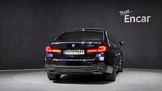 BMW 5-SERIES G30 2021