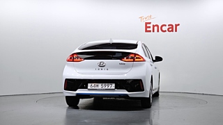 HYUNDAI IONIQ HYBRID 2018