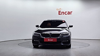BMW 5-SERIES G30 2017