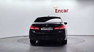 BMW 5-SERIES G30 2017