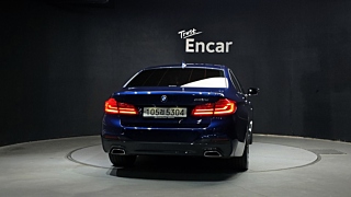 BMW 5-SERIES G30 2020