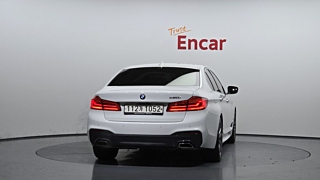 BMW 5-SERIES G30 2020