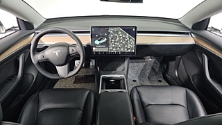TESLA MODEL 3 2021