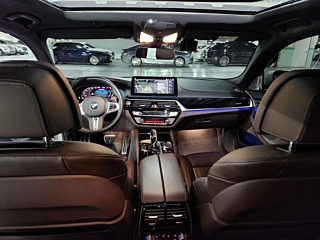 BMW 5-SERIES G30 2023