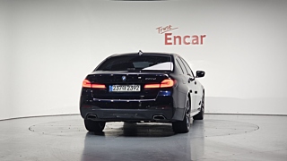 BMW 5-SERIES G30 2020