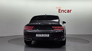 GENESIS G80 RG3 2022