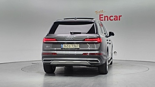 AUDI Q7 4M 2022