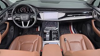 AUDI Q7 4M 2022