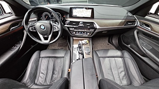 BMW 5-SERIES G30 2017