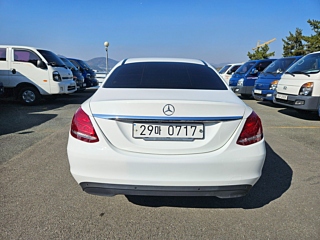 MERCEDES BENZ C-CLASS W205 2016
