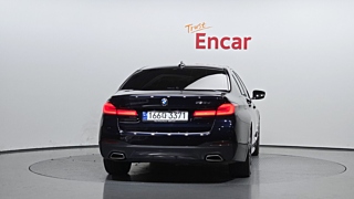 BMW 5-SERIES G30 2023