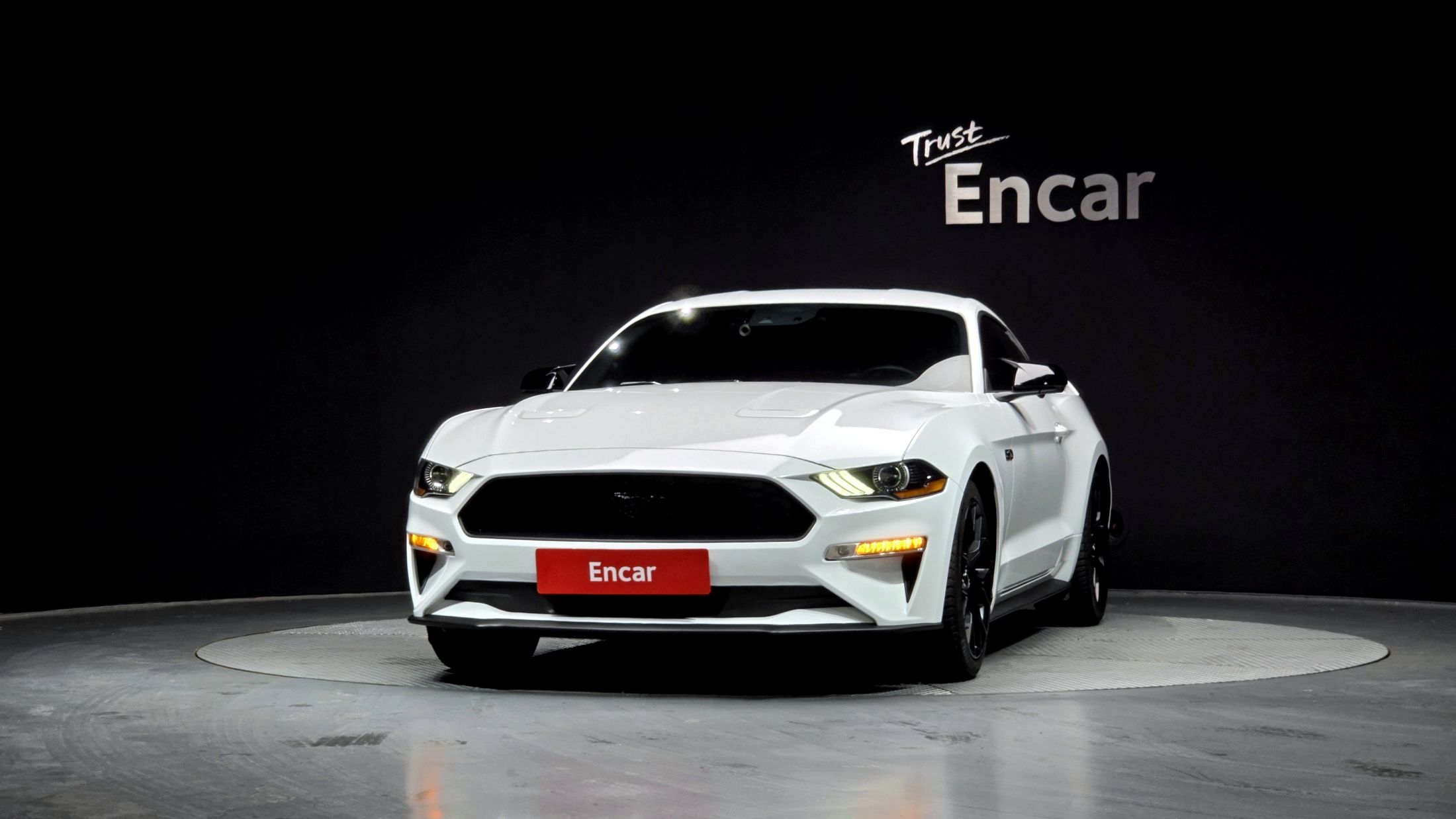 FORD MUSTANG 2020