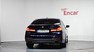 BMW 5-SERIES G30 2021