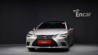 LEXUS LS500