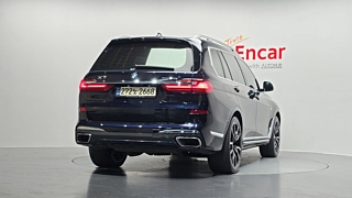 BMW X7 G07 2021