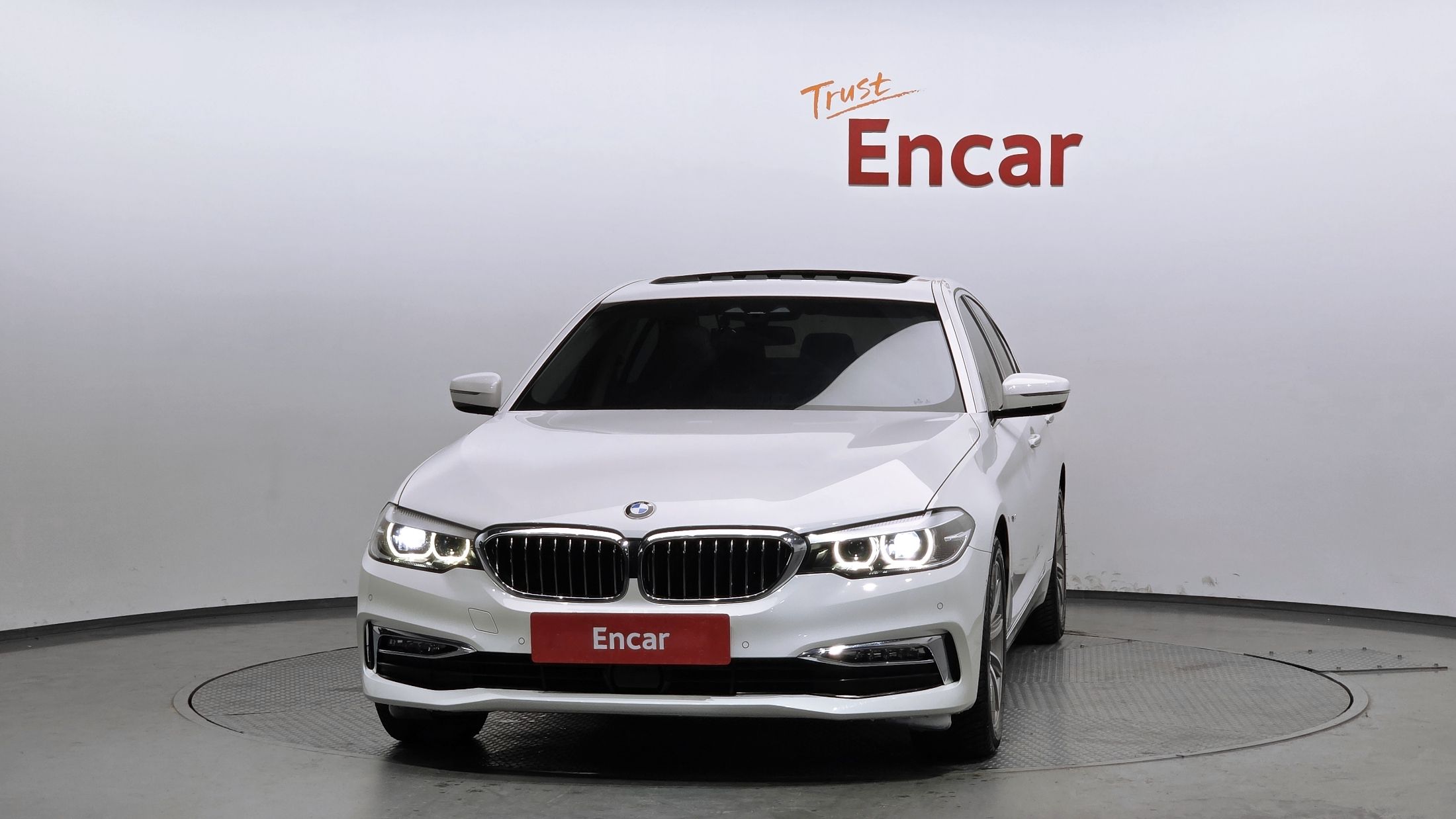 BMW 5-SERIES G30 2018