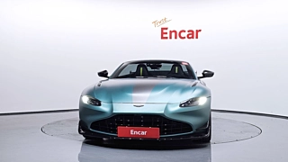 ASTON MARTIN VANTAGE 2022