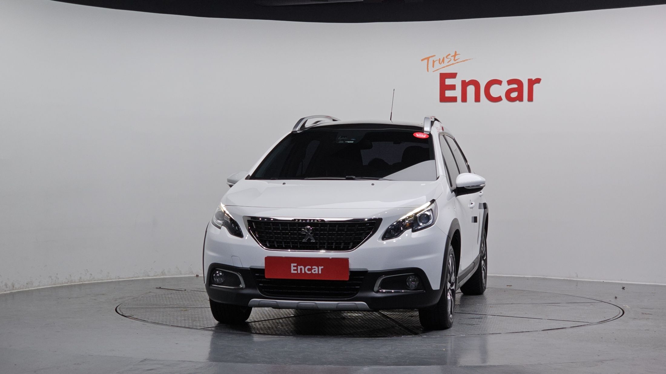PEUGEOT 2008 2017