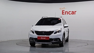 PEUGEOT 2008 2017