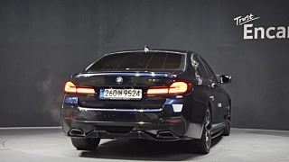 BMW 5-SERIES G30 2021