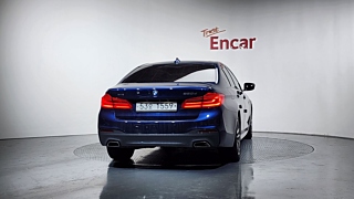 BMW 5-SERIES G30 2017