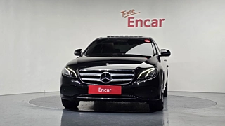 MERCEDES BENZ E-CLASS W213 2017