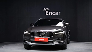 VOLVO V90 CROSS COUNTRY 2023