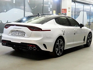 KIA STINGER 2020