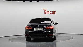 BMW 7-SERIES G11 2017