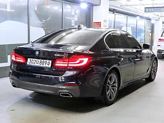 BMW 5-SERIES G30 2020