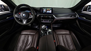 BMW 5-SERIES G30 2018