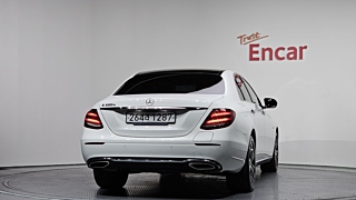 MERCEDES BENZ E-CLASS W213 2019