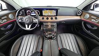 MERCEDES BENZ E-CLASS W213 2019