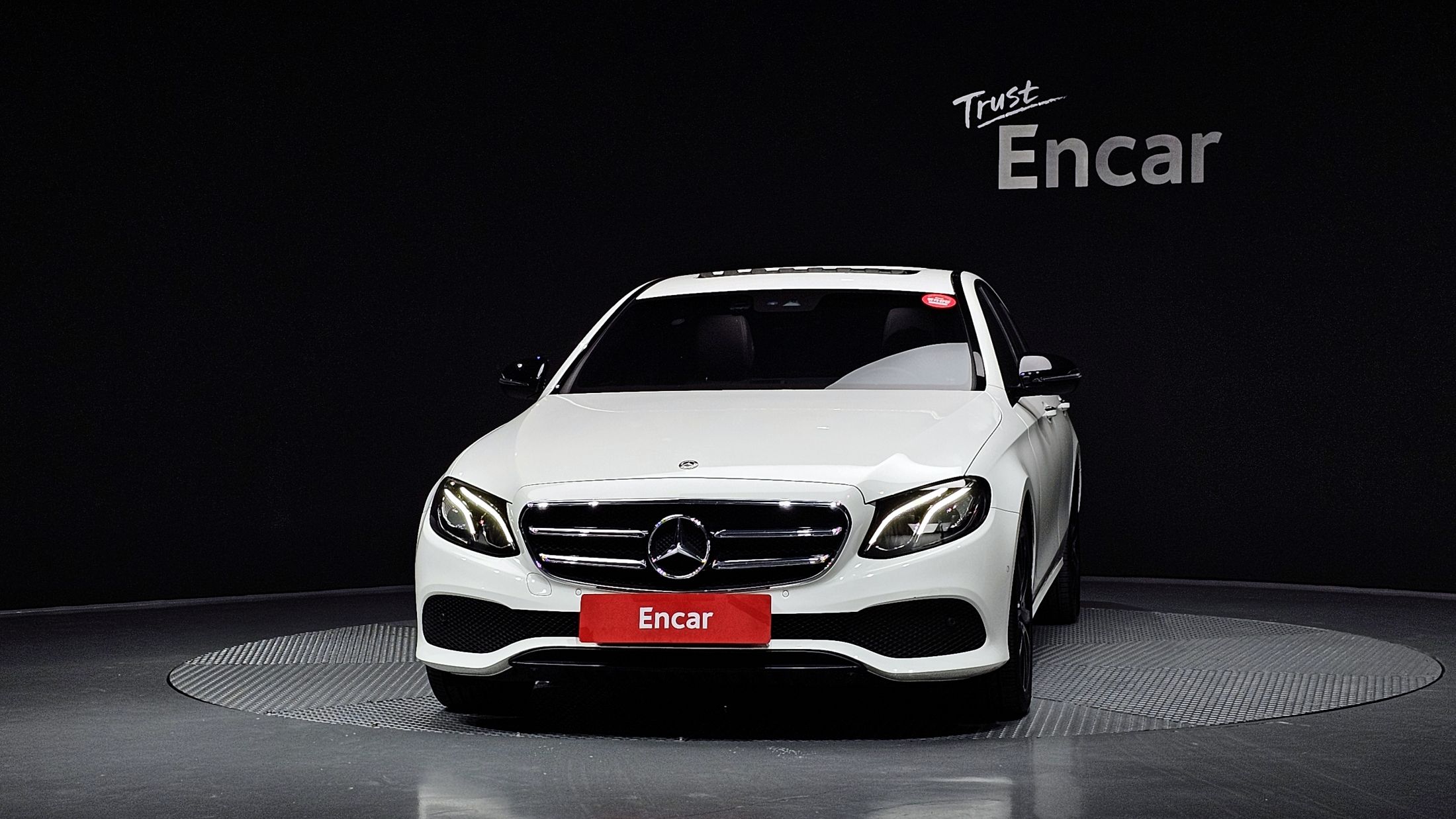 MERCEDES BENZ E-CLASS W213 2020