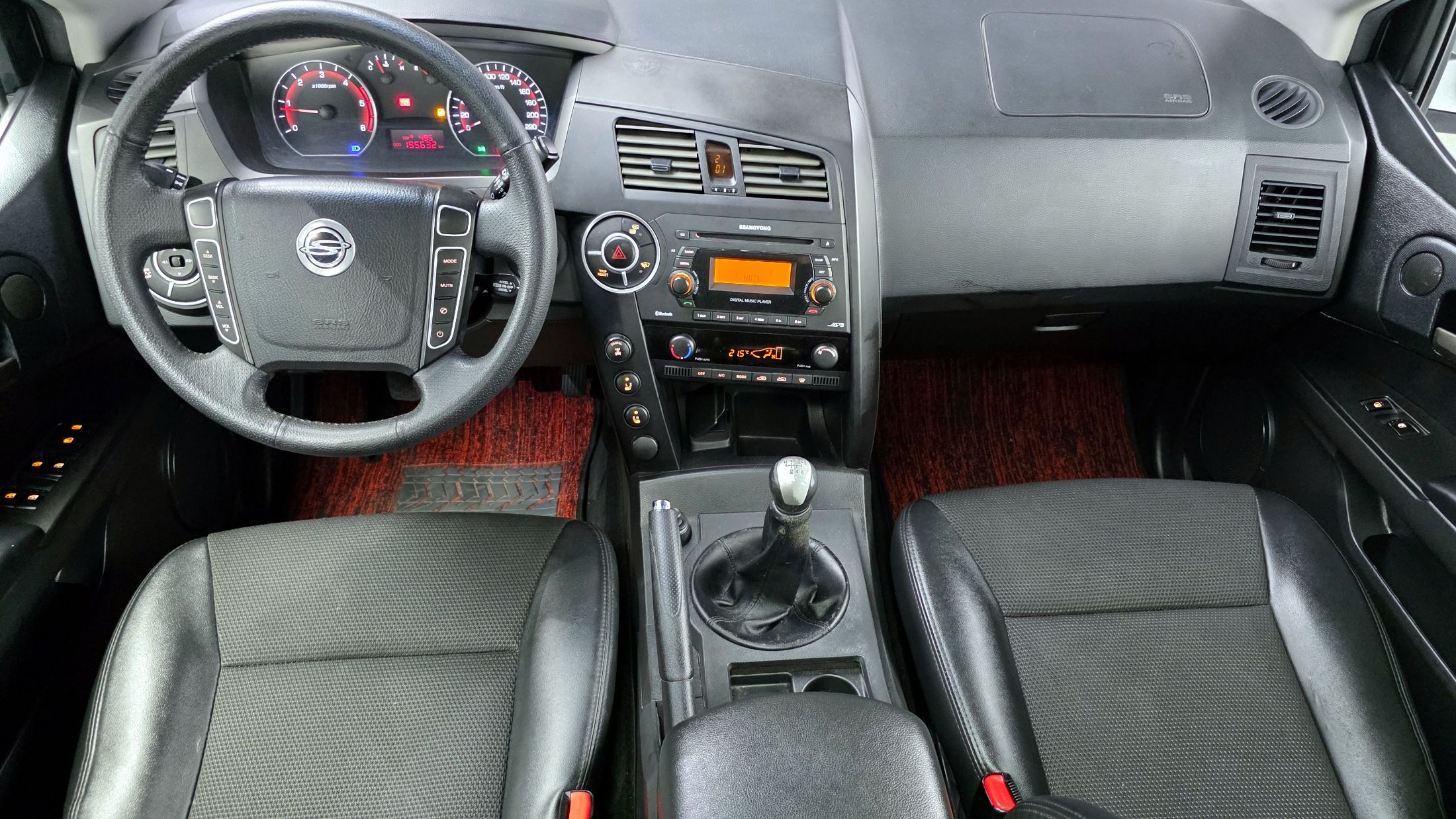 SSANGYONG KORANDO SPORTS 2013