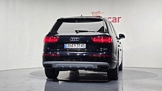 AUDI Q7 4M 2019