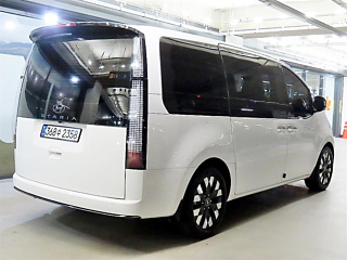 HYUNDAI STARIA 2023