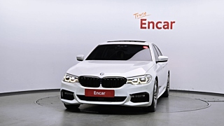 BMW 5-SERIES G30 2017